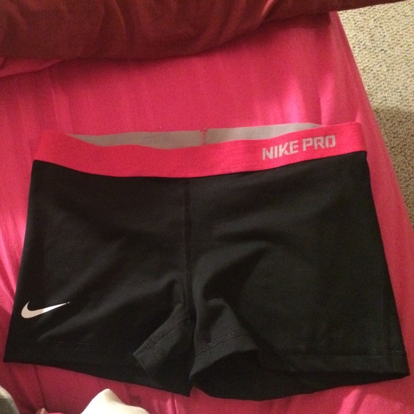 NIKE PRO SPANDEX SHORTS ⛹🏽