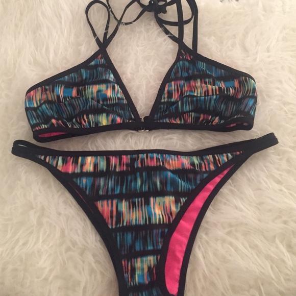 NWOT Multicolor Hurley bikini