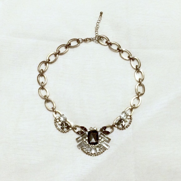 Statement necklace