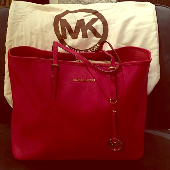 Michael Kors Handbags - Michael Kors Red Leather Jet Set Tote
