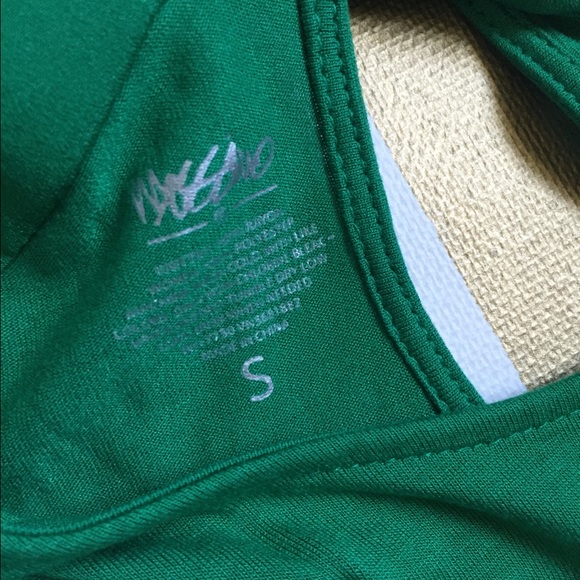 Like-new Green summer top! - Picture 3 of 3