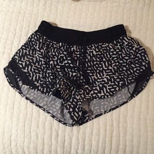 Lululemon patterned shorts