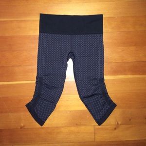 Lululemon cropped leggings