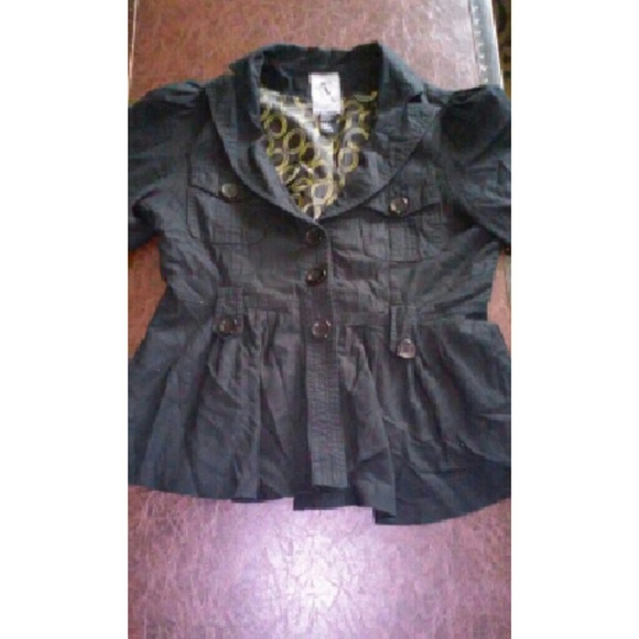 jacket - Picture 2 of 2