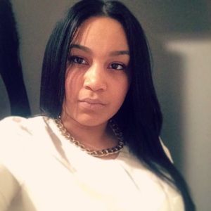 Meet your Posher, Crystal