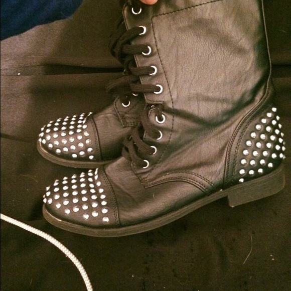 Combat boots - Picture 1 of 1