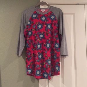 Lularoe Randy Tee
