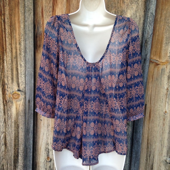 NWT Navy Tan Pattern 3/4 Sleeve blouse Size S - Picture 2 of 4