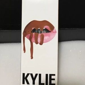 New Kylie Jenner Dolce K Lip Kit