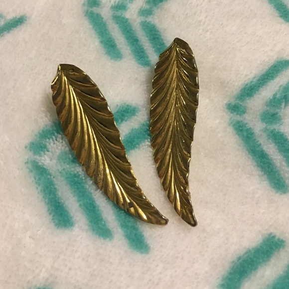 Gold earrings