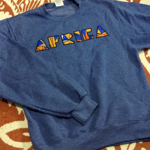 AFRICA Crewneck