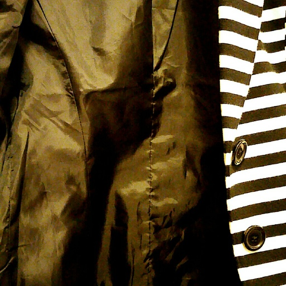 SOLD forever 21 Jacket color black & white size S - Picture 4 of 4