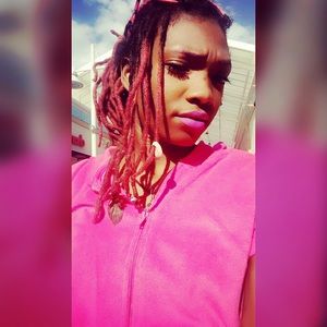 Meet your Posher, Jena