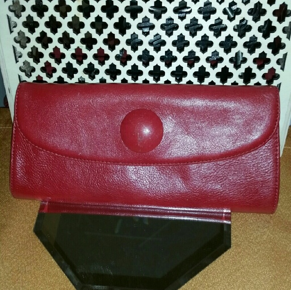 HOBO Red leather clutch (EUC!!!)