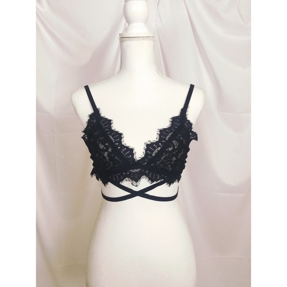 LAST 1 Victoria Bralette - Picture 2 of 3