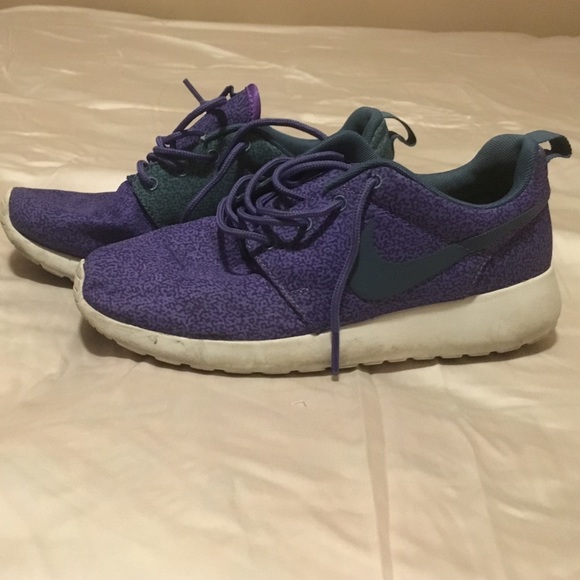 Nike Roshe runs