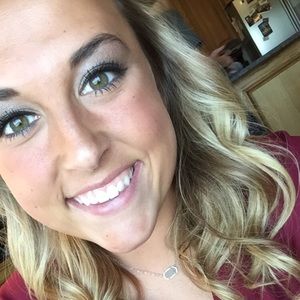 Meet your Posher, Hunter