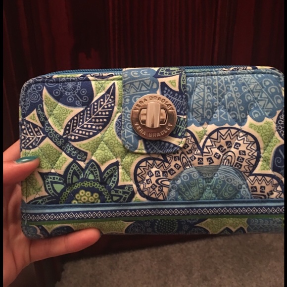 Vera Bradley wallet