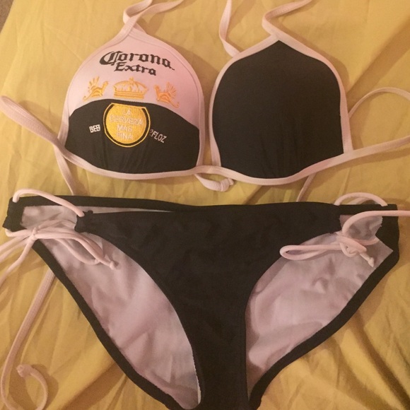 Corona bikini