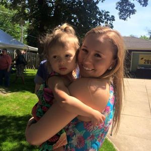 Meet your Posher, Shaina