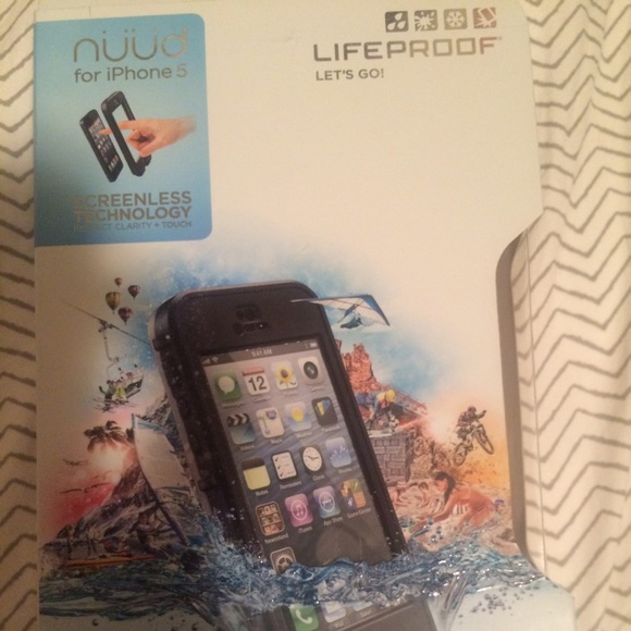 LIFEPROOF iPhone 5 case