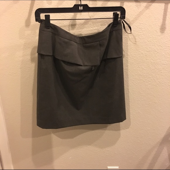 Gianni Bini Charcoal Mini peplum skirt.