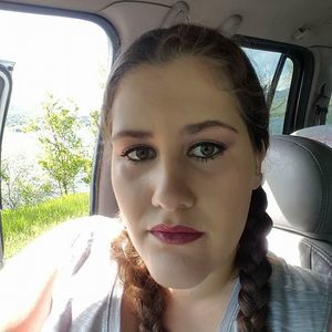 Meet your Posher, Annie