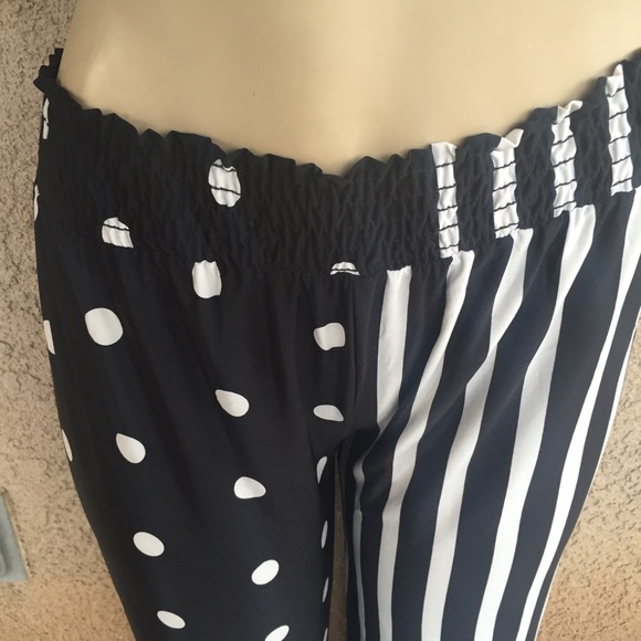 🎉5for $25🎉 polka dot and stripes Palazoo pants - Picture 2 of 3