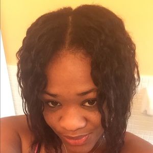 Meet your Posher, Shara