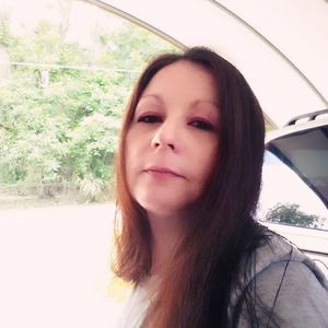 Meet your Posher, Janai