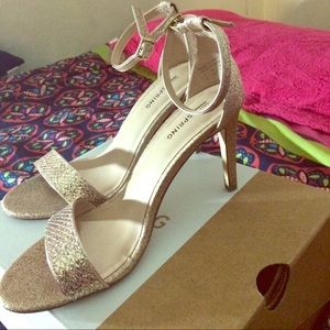 Call it Spring gold heels