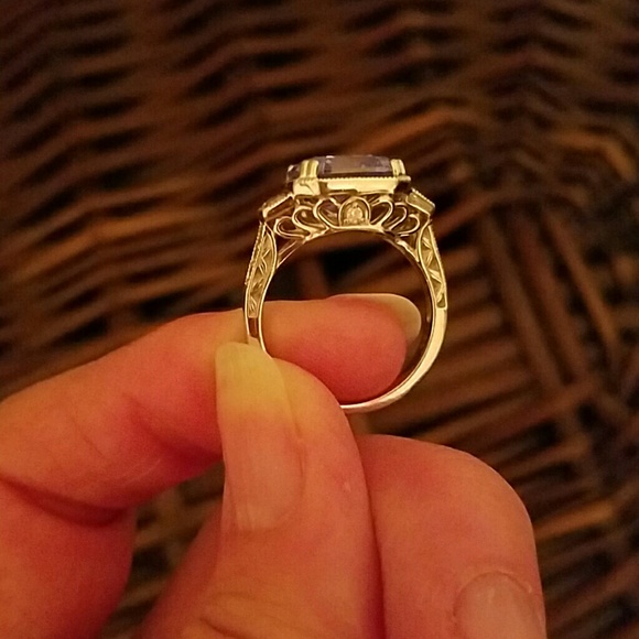 .925 Sterling Silver crystal ring - Picture 3 of 3