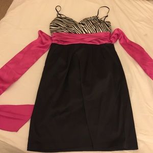 Zebra patterns knee high dress