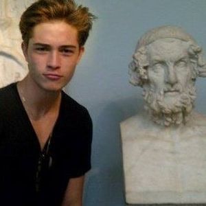 Meet your Posher, Michael