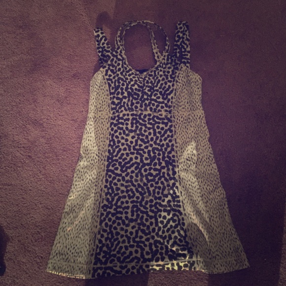 LULU LEMON CROSSBACK WORKOUT TANK