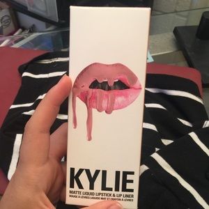 Kylie lip kit KOKO k $25🅿️🅿️