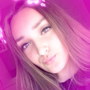 Meet your Posher, Kenadee