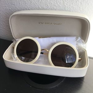 The Row 8 Sunglasses (2 colors)