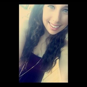 Meet your Posher, Annelise