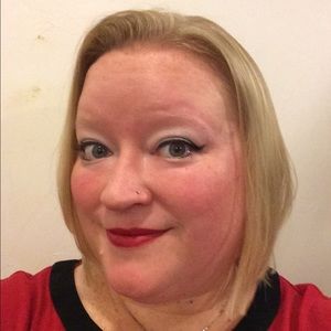 Meet your Posher, Lindsey