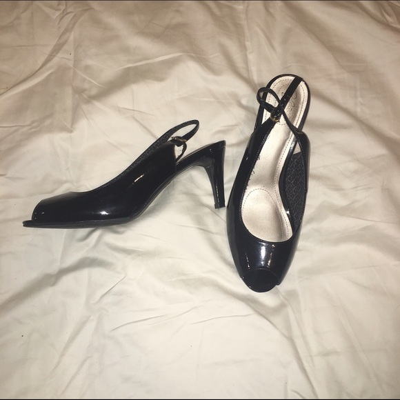 black shiny heels