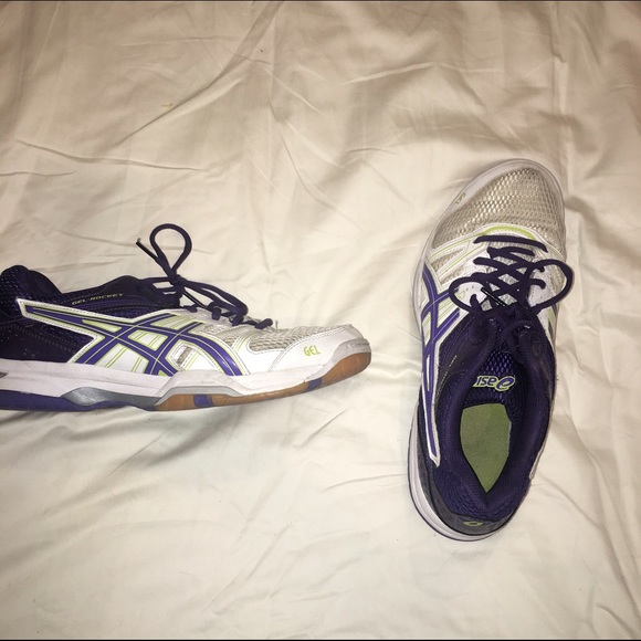 volleyball shoes
