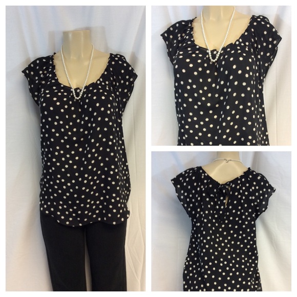 LAUREN CONRAD Polka Dot Top - Picture 2 of 4