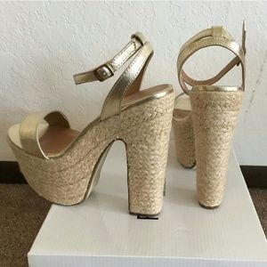 Gold platform Wedges