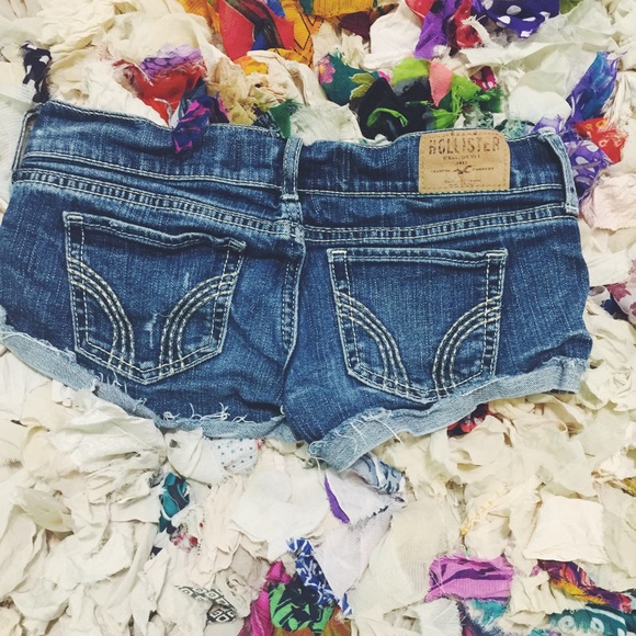 Hollister Jean Short Shorts