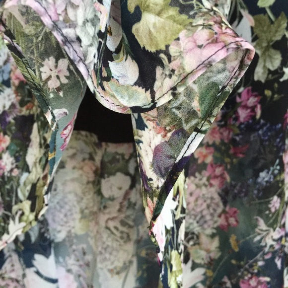 Zara Asymmetrical Floral Skirt - Picture 4 of 4