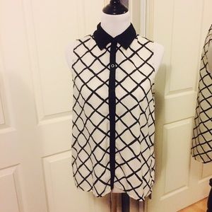 Forever 21 Sleeveless Crisscross Button Down