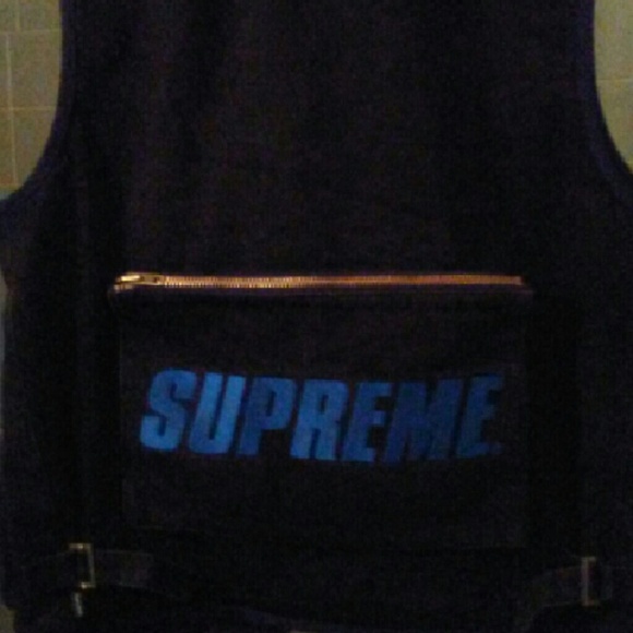 Very nice supreme vest sold out 100 authentic