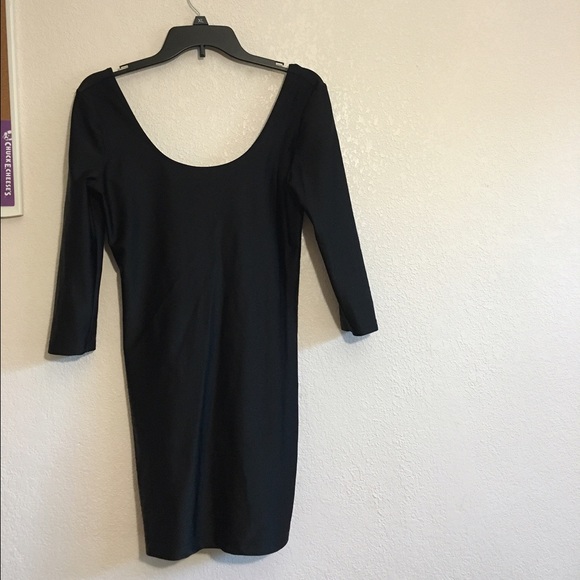 ❗️SALE ❗️Black Spandex Open Back Dress👗