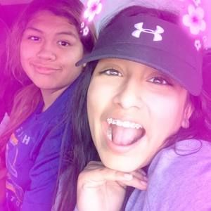 Meet your Posher, Cristal